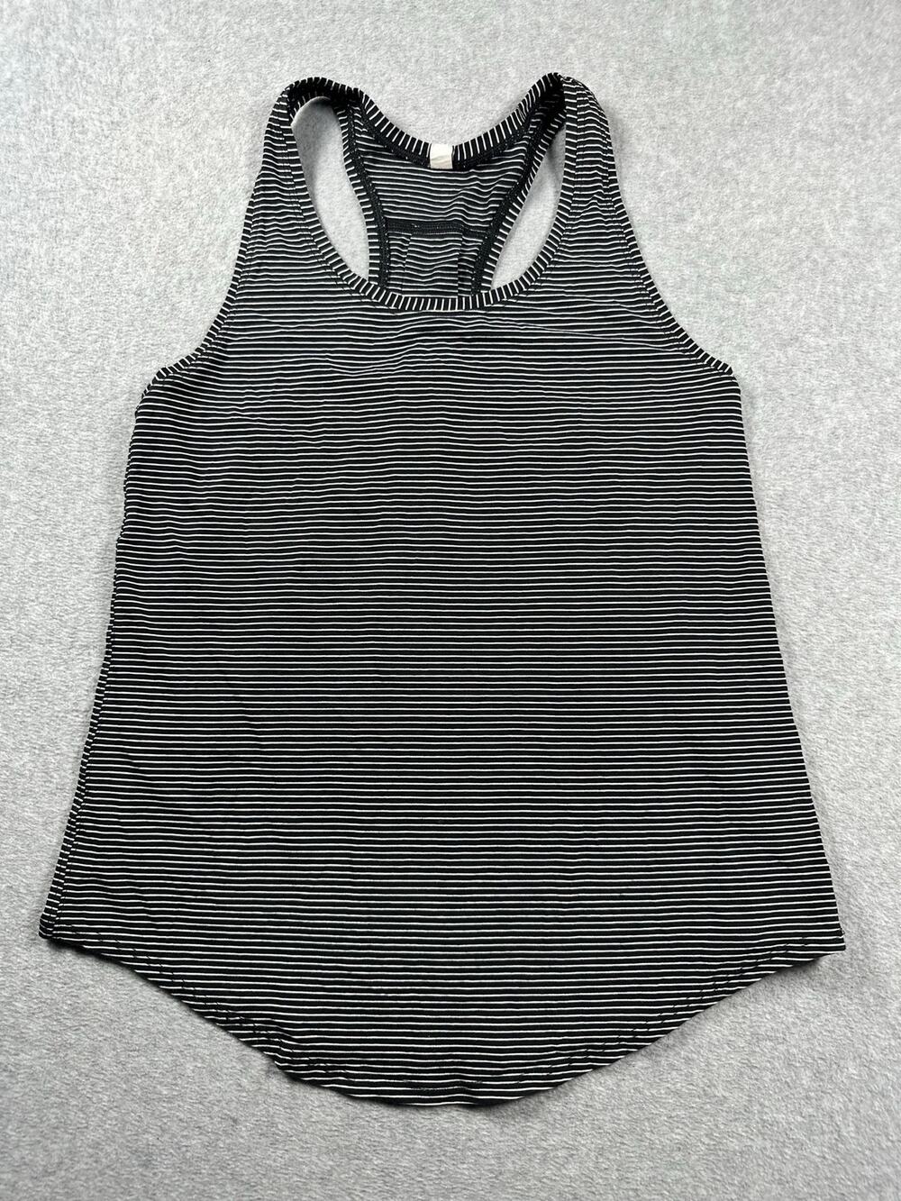 Lululemon Love Tank Top Women's Size 6 Black White Striped Pleated Racerback